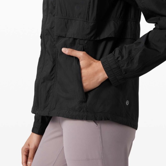 Lululemon Hood Lite Packable Jacket - Picture 2 of 10